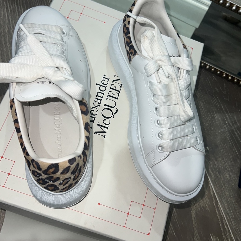 Alexander McQueen 🐆 leopard Oversized sneakers - Picture 6 of 14
